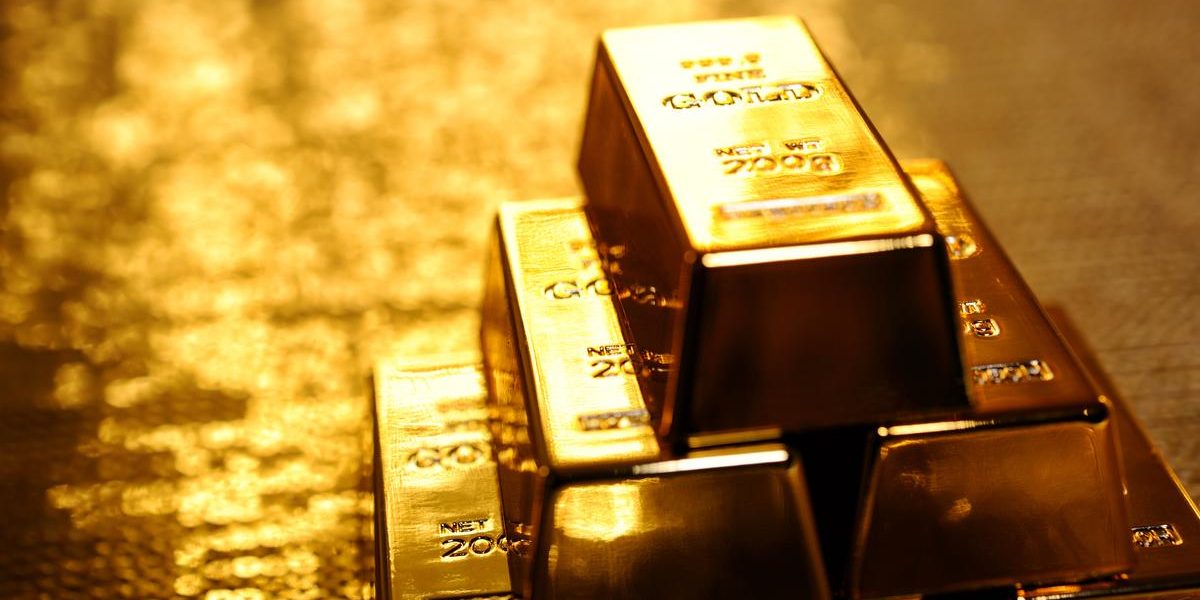 Gold Prices Soar as Investors Bet on Higher Import Duties