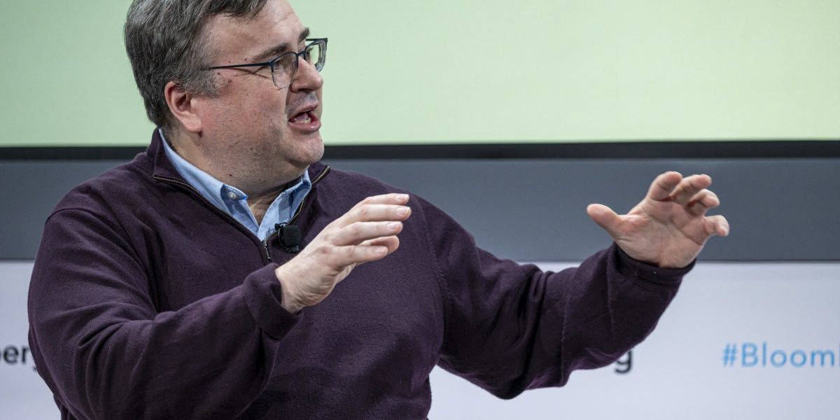 Reid Hoffman Ditches Microsoft Board for ‘Founder Mode’ at AI Startup Manus
