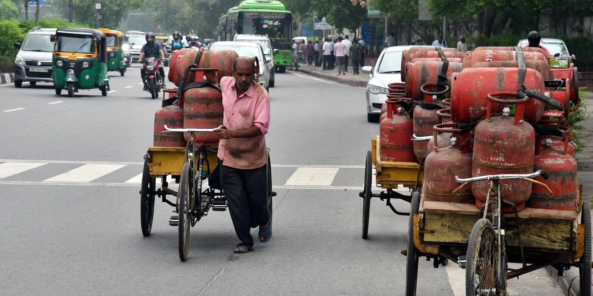 Domestic LPG Prices Hike by ₹29 per Cylinder Amid Global Energy Headwinds