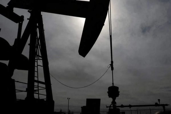 India Weighs China-Inspired Oil Storage Requirements for Refiners