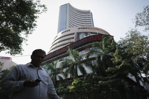 FII Investors Turn Net Buyers in June Amid Market Volatility