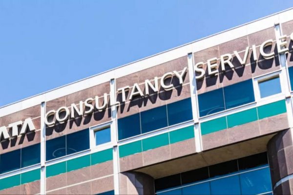 TCS Sees Revenue Growth Amid Cautious Demand, Expands Workforce