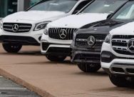 "Indian Luxury Car Market Expands as Premium Segment Sees Growing Competition"