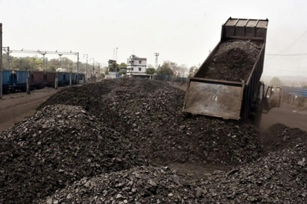 Coal Stocks Plunge to Critical Levels at Indian Thermal Plants