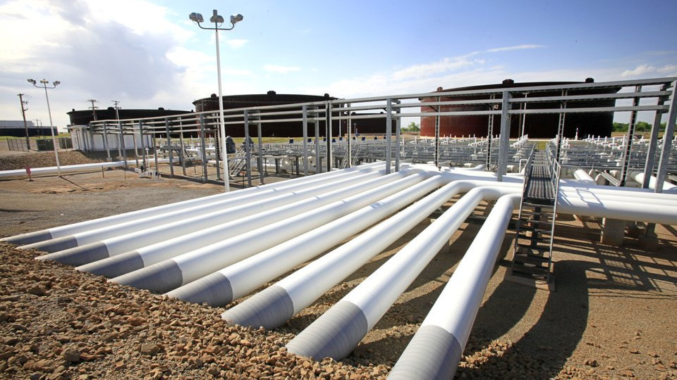 US Crude Oil Inventories Plummet by 11.12 Million Barrels